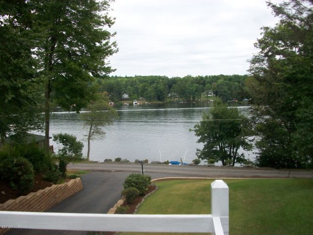 Building Photo - 126 W Shore Dr