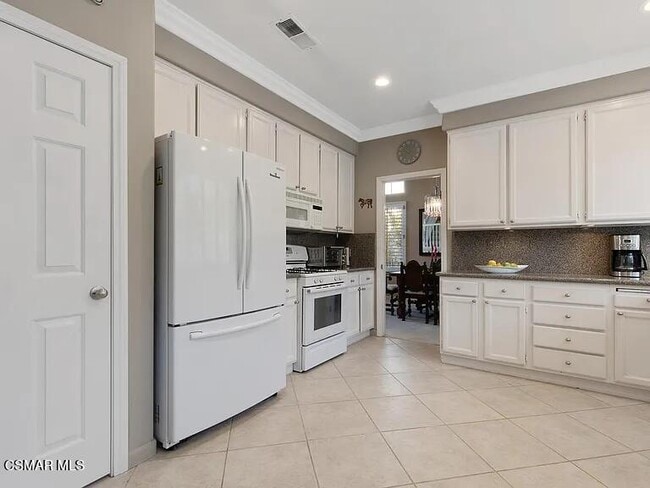 Building Photo - 290 Virgo Ct