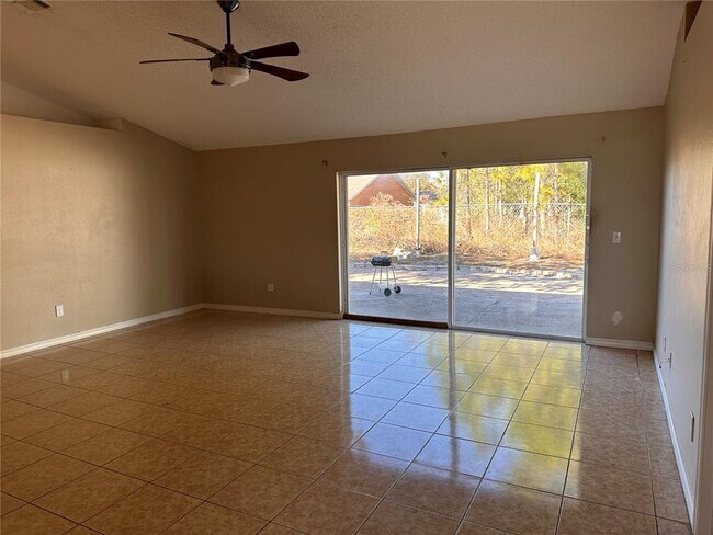 Building Photo - 238 Grifford Dr