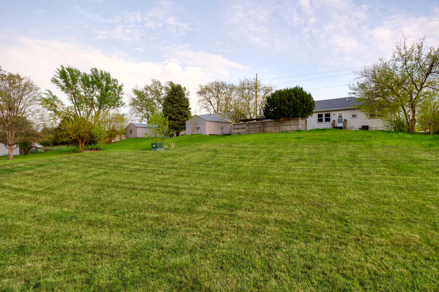 Building Photo - 4704 Valdez Dr