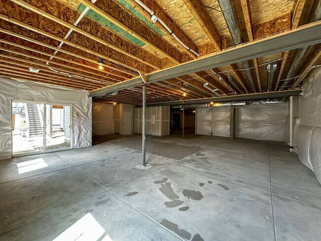 Building Photo - BRAND NEW Sunset Village ranch-style home ...