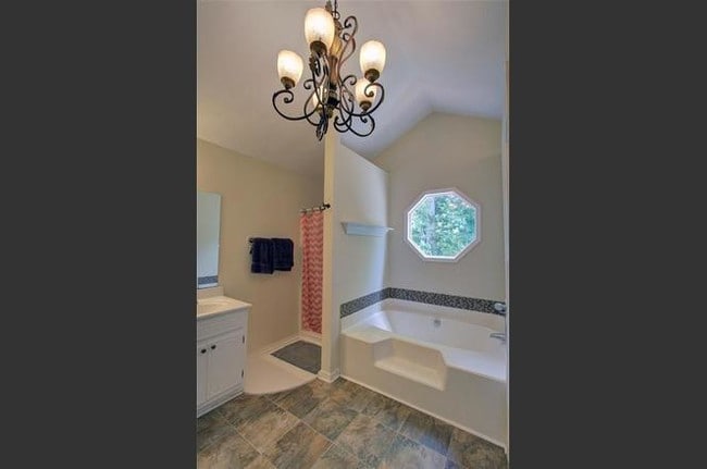 Building Photo - 1210 Rocky Rd