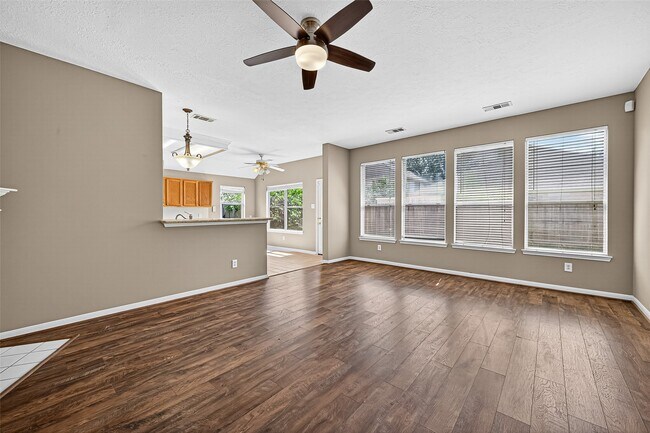 Building Photo - 2143 Mossy Trail Dr