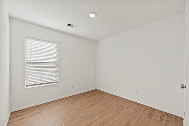 Building Photo - 27014 Rimini Pt Dr