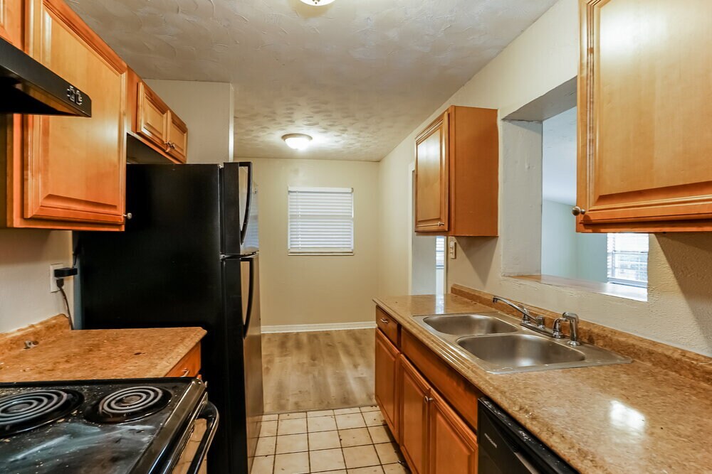 Building Photo - 2914 Lafayette St