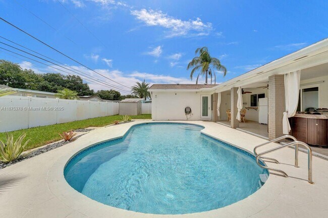 Building Photo - 5031 SW 88th Terrace