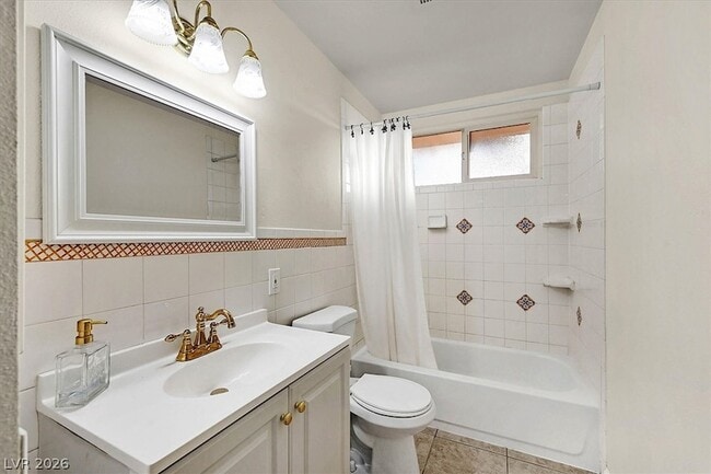 Building Photo - 3645 Forestcrest Dr