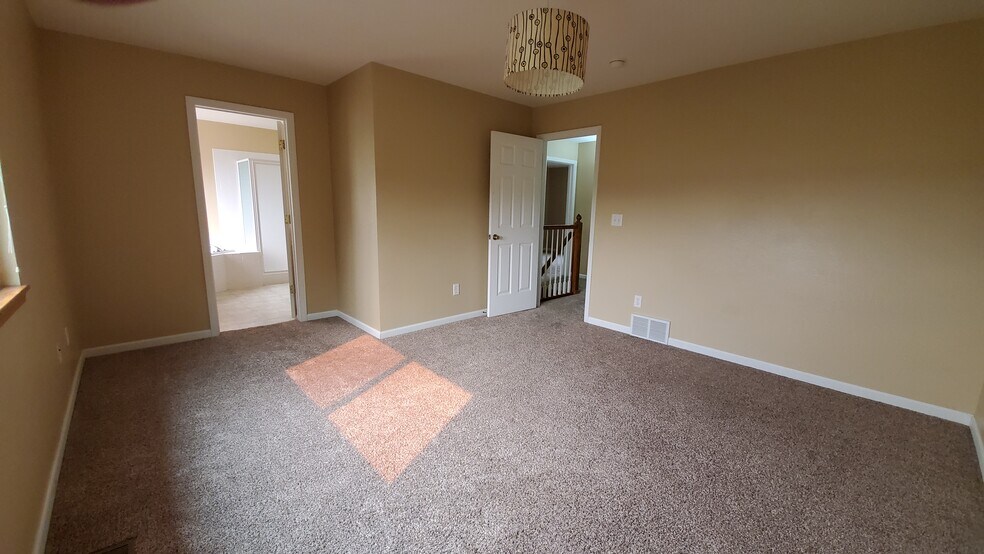 Master bedroom - 5750 W 20th St