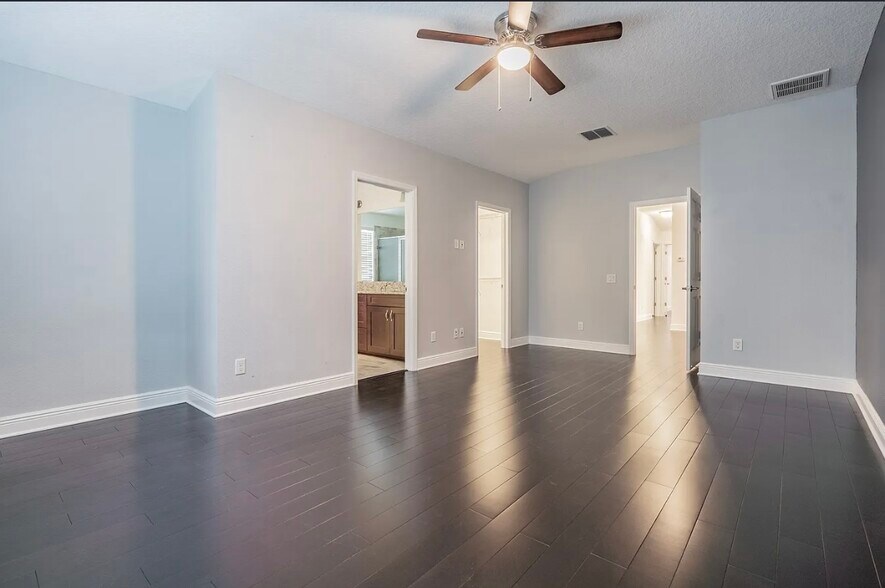 Building Photo - 11617 Crowned Sparrow Ln
