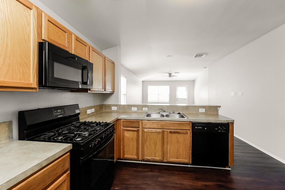 Building Photo - 1811 Adobe Stone Dr