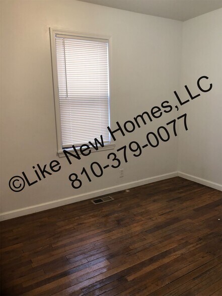 Building Photo - 3702 Whitney Ave