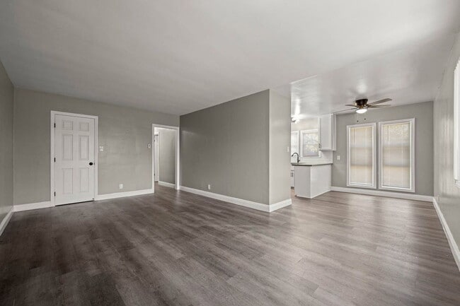 Building Photo - 4024 Gelber Pl