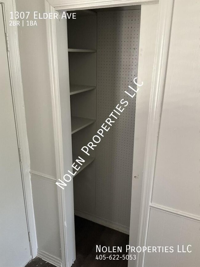 Building Photo - 1307 Elder Ave