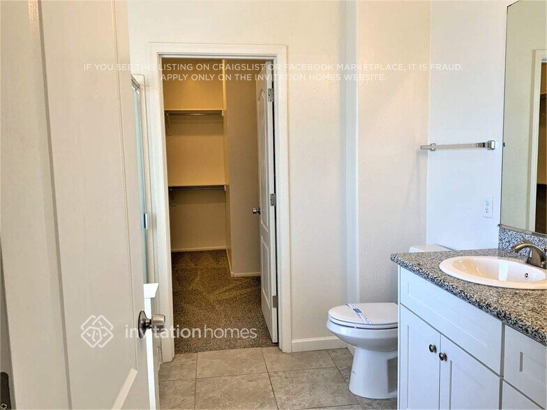 Building Photo - 28472 N Desert Hills Dr