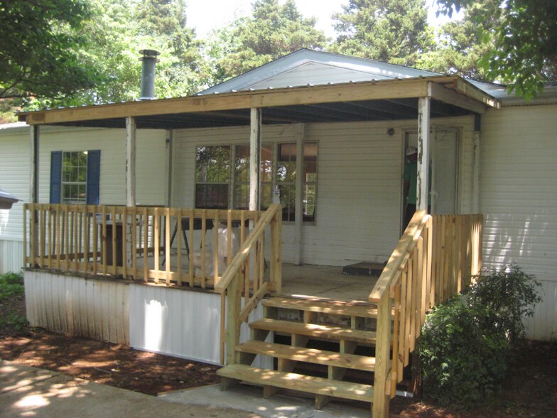 Building Photo - 123 Danridge Dr