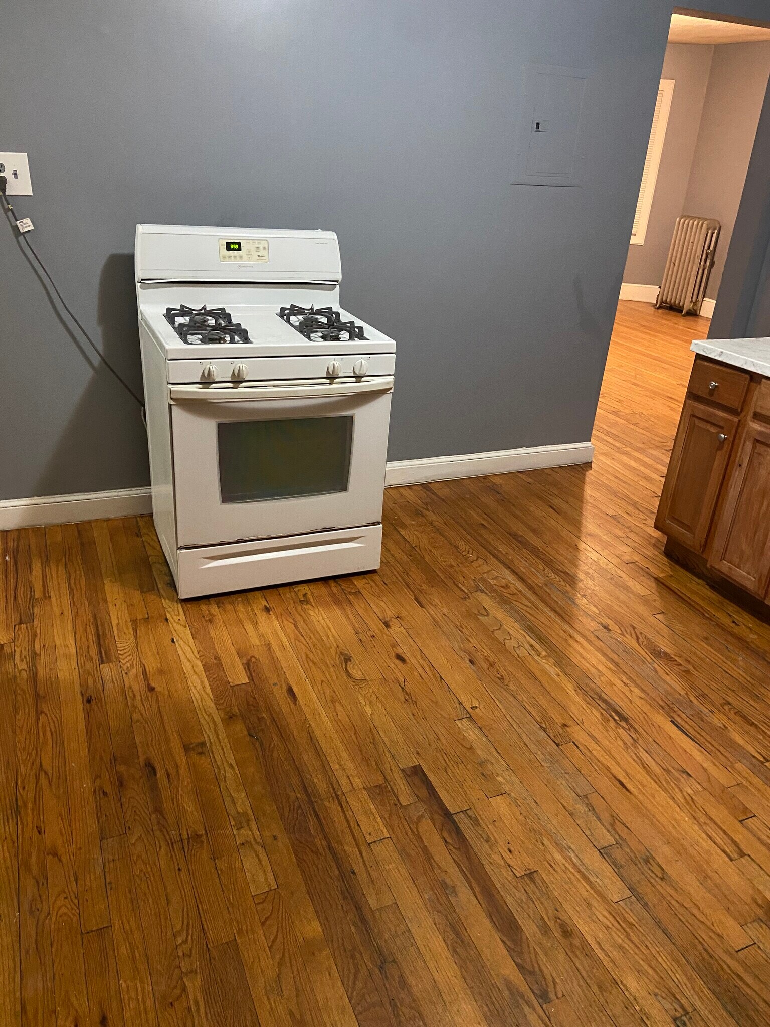 Building Photo - 4041 Washington St