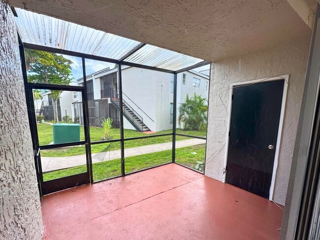 Building Photo - 4461 Treehouse Ln