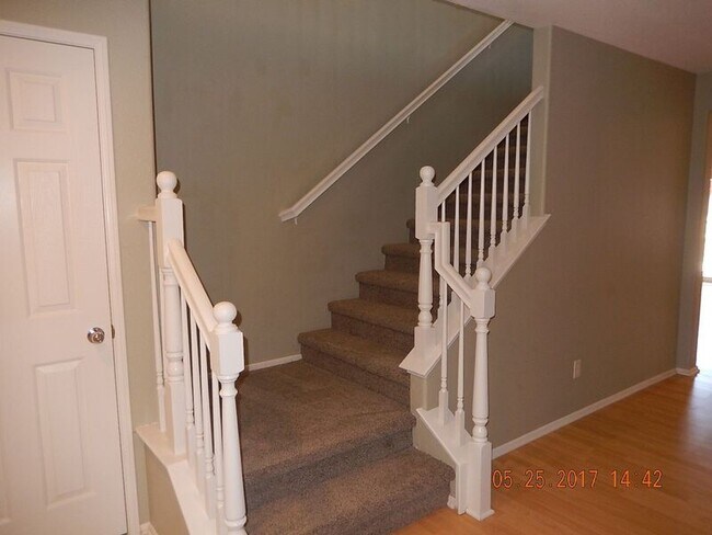 Building Photo - 37965 Encanto Rd