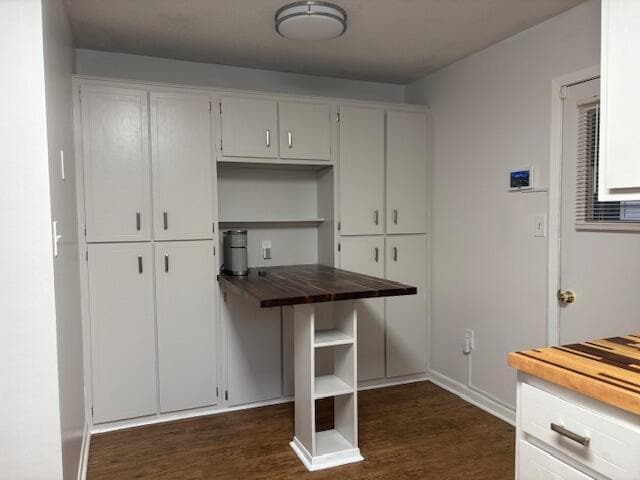 Building Photo - 519 Nutmeg Ave