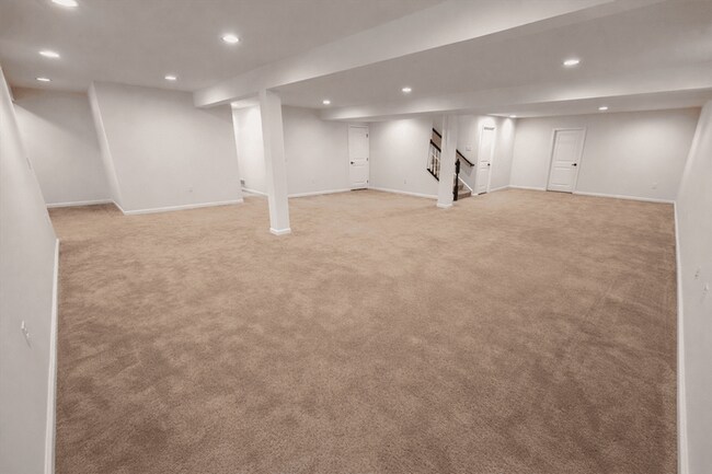 Building Photo - 10279 Benjamin Way