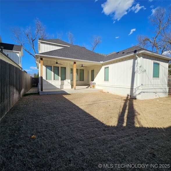 Building Photo - 1040 E 38th St