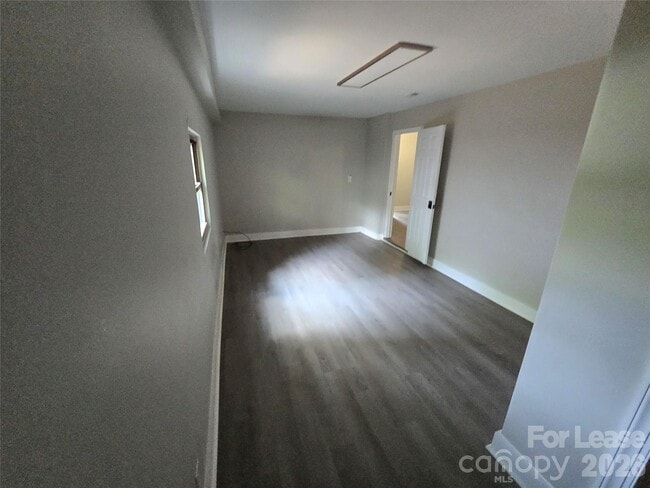 Building Photo - 2727 Englehardt St