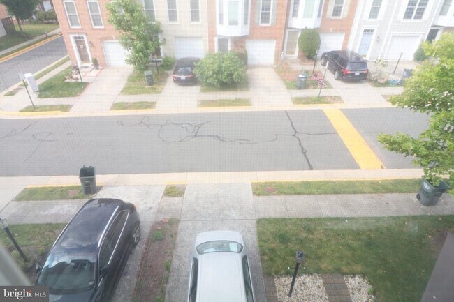 Building Photo - 2415 Terra Cotta Cir