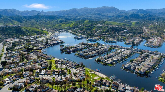 Building Photo - 32173 Sailview Ln