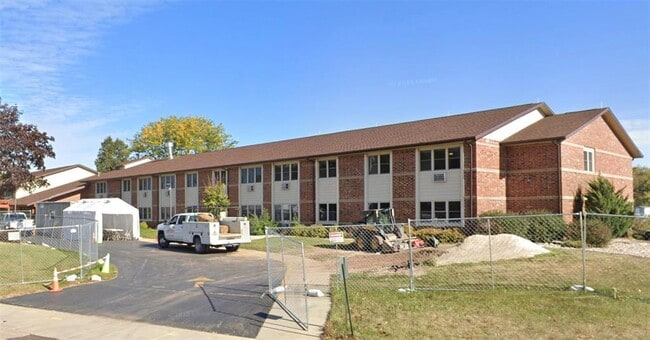 Building Photo - 300 Bicentennial Ct