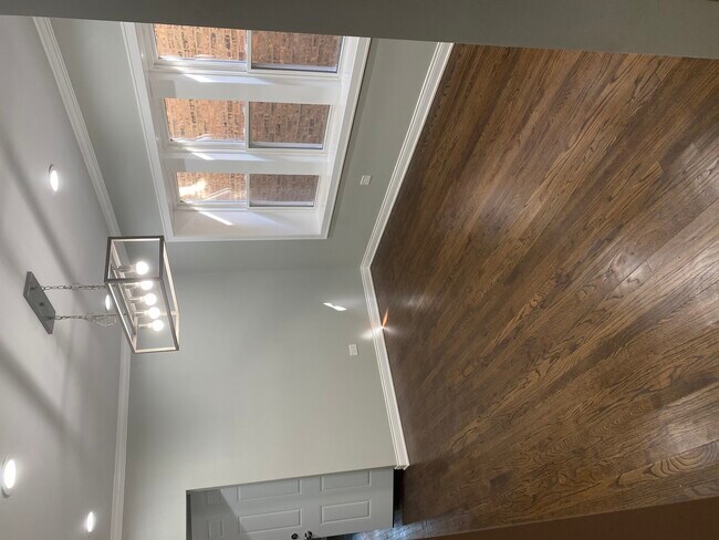 Building Photo - 8010 S Drexel Ave