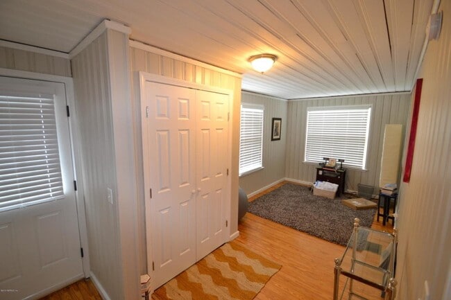 Building Photo - 2125 Arcadia Pl