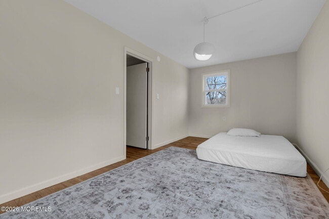 Building Photo - 460 Brickyard Rd