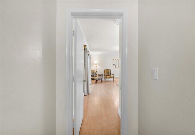 Building Photo - 2908 Banyan Blvd Cir NW