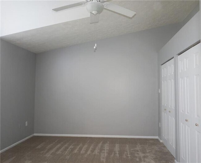 Building Photo - 2630 Birchwood Ln