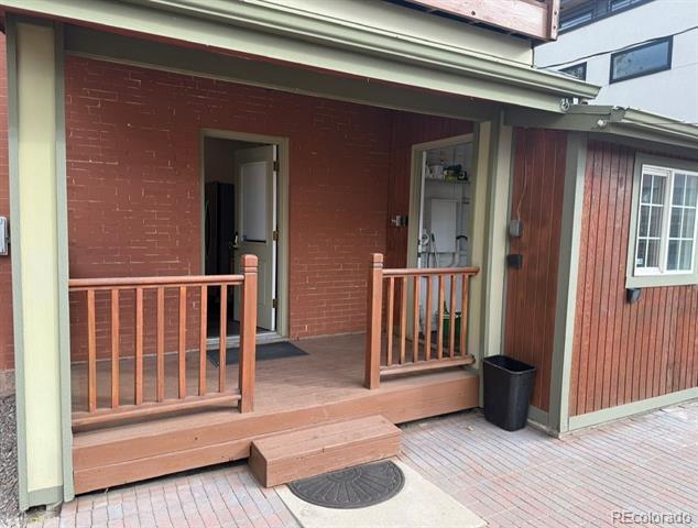 Building Photo - 4353 Kalamath St