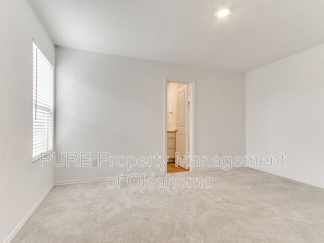 Building Photo - 3311 NW 148th St