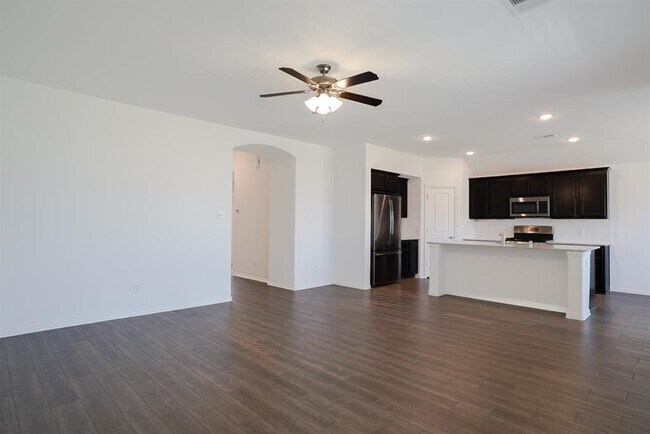 Building Photo - 16114 Sommerall Creek Ln
