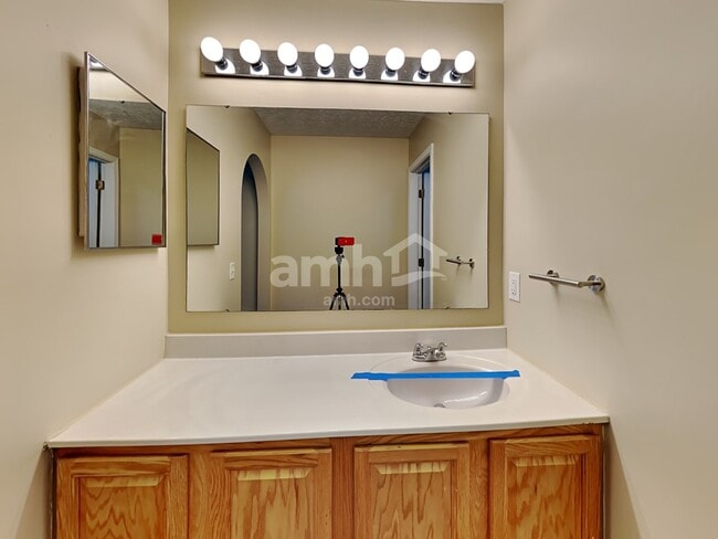 Building Photo - 2778 Sussex Place Dr