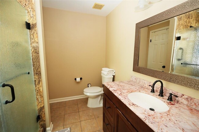 Building Photo - 135 Fairwind Trail Dr
