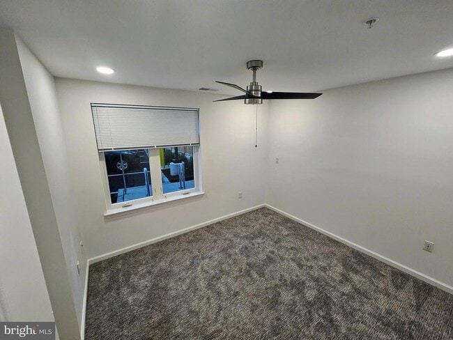 Building Photo - 200 Hamilton Ave