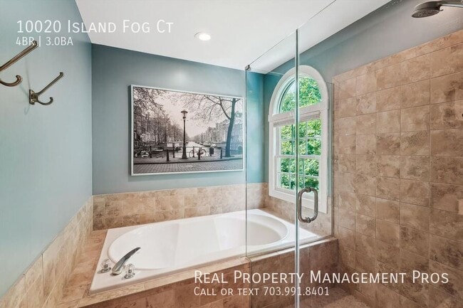 Building Photo - 10020 Island Fog Ct