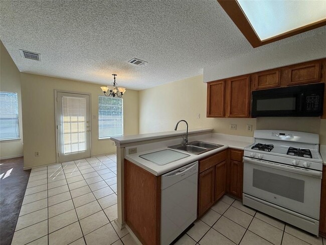 Building Photo - 12803 Humphrey Dr