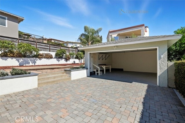 Building Photo - 3644 S Cabrillo Ave