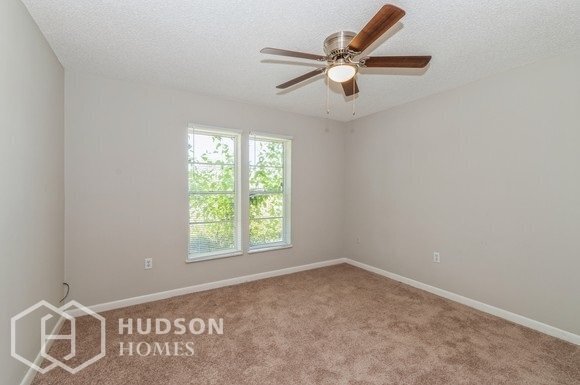 Building Photo - NOW AVAILABLE! 1296 Huntington Ln, Rockled...