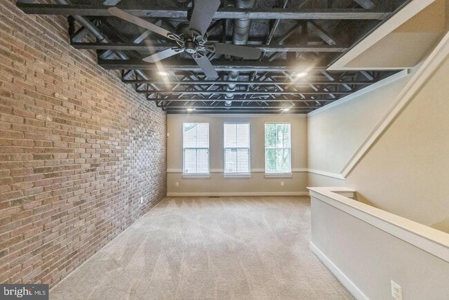 Building Photo - 107 Magnes Pl