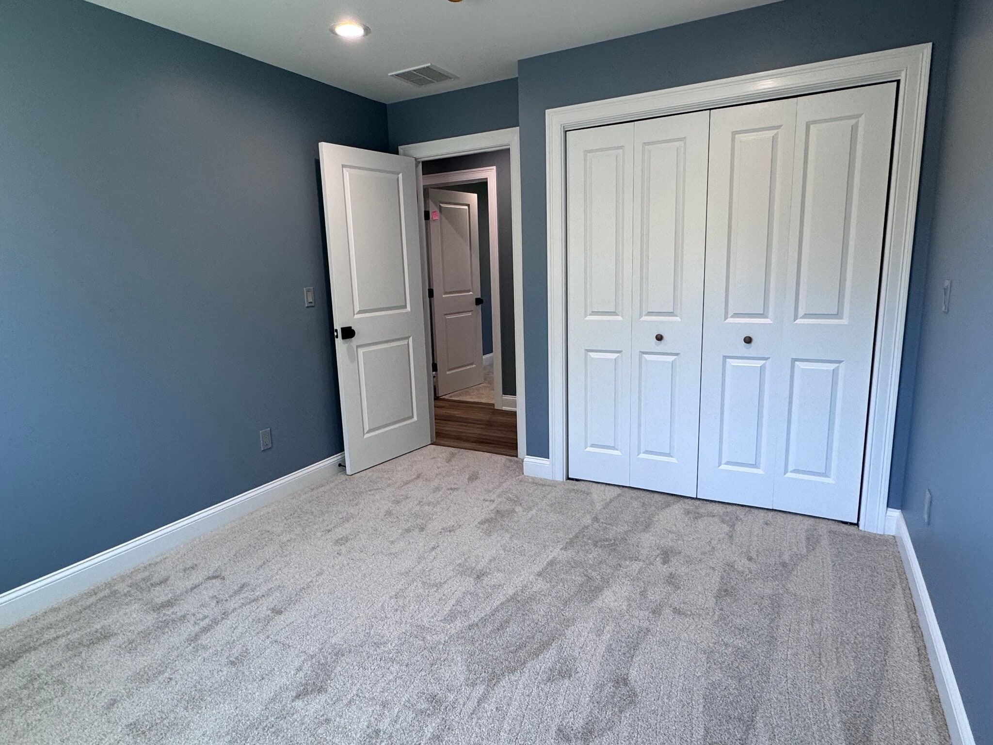 Building Photo - 21 Charles St