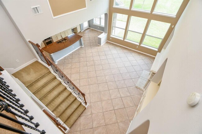 Building Photo - 10919 Cornwall Ln