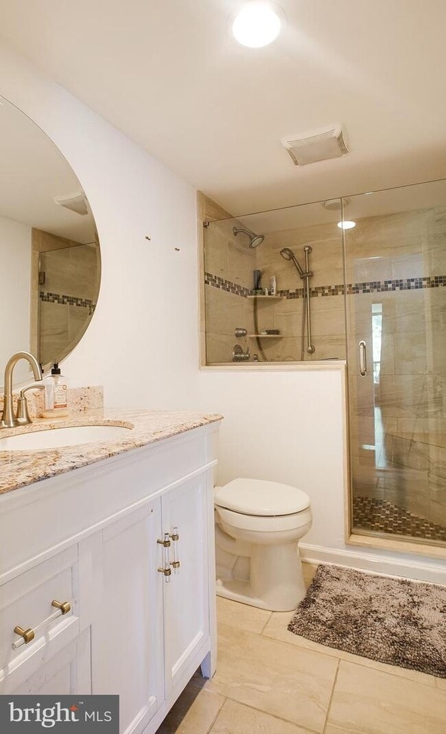 Building Photo - 19 Rock Hill Rd