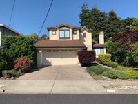 Building Photo - Massive 3-Bedroom El Cerrito Home Minutes ...