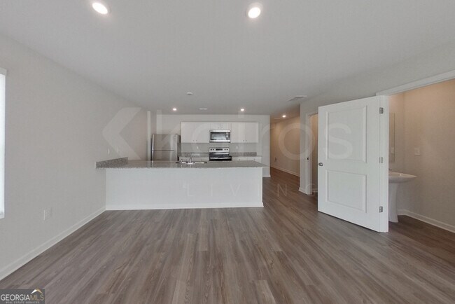 Building Photo - 341 Ironwood Ct